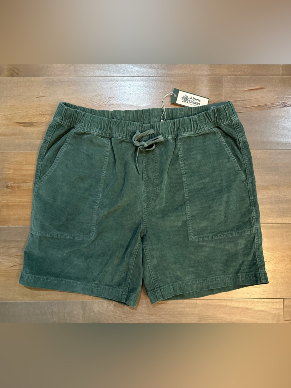 Alpine Design 7” Hike Corduroy Shorts